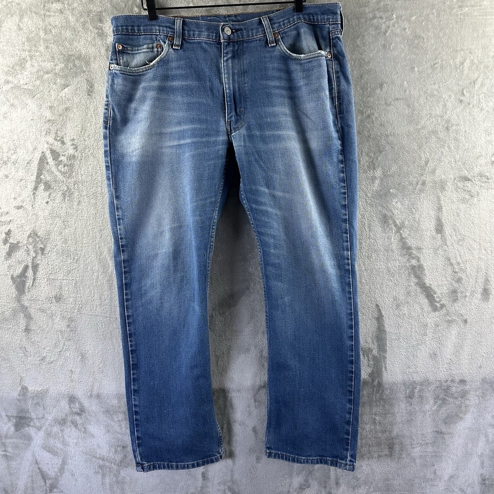 Levi's 514 Jeans Men's 38 x 32 Blue Denim Medium Wash Straight Fit